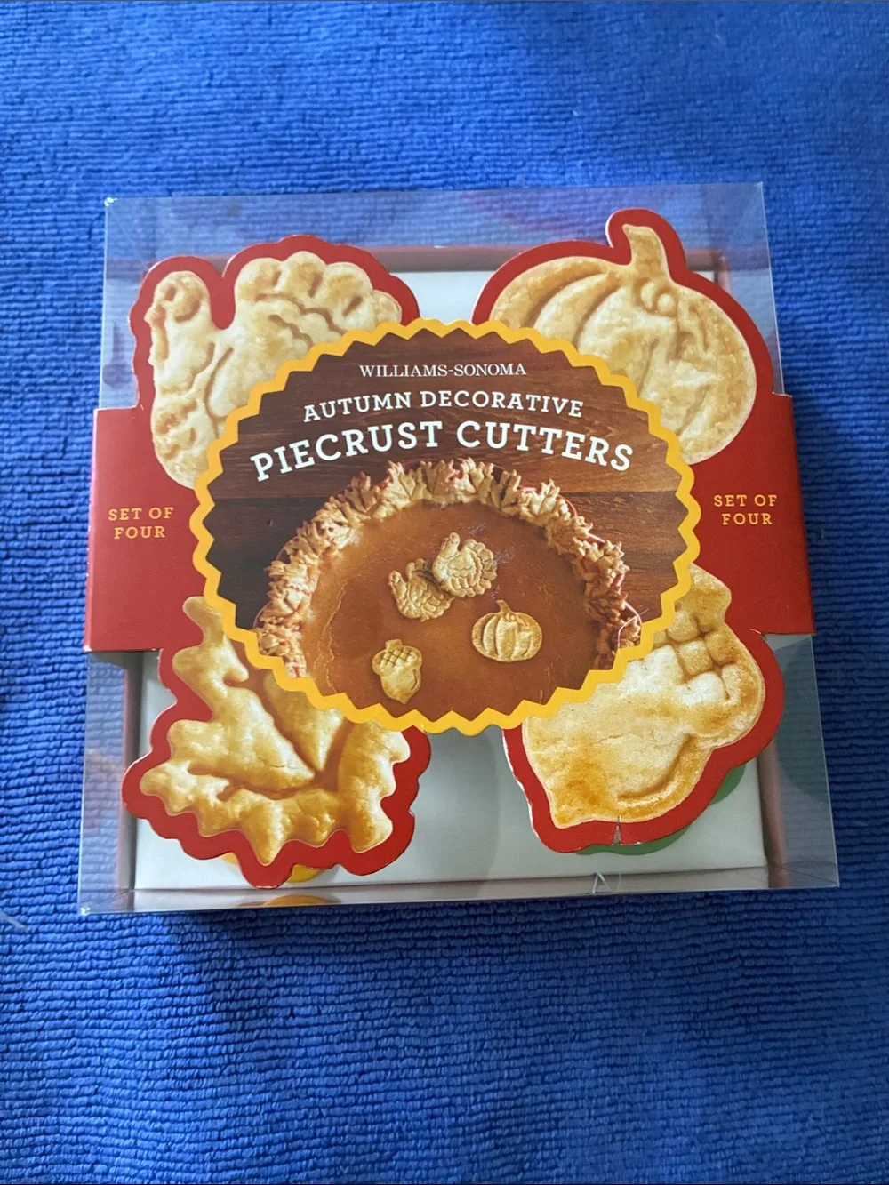 Williams Sonoma Autumn Decorative Piecrust Cutters - Red and Brown Accents